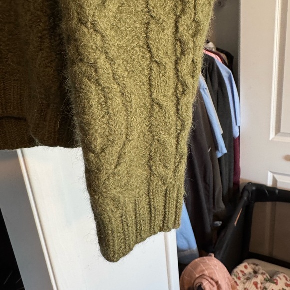 Aran Crafts Merino Wool Sweater - Picture 5 of 8